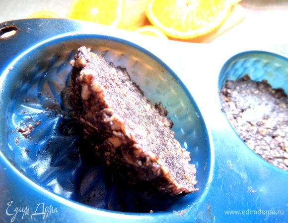 Как видите,печенье застыло и легко выпрыгивает из силикона)))