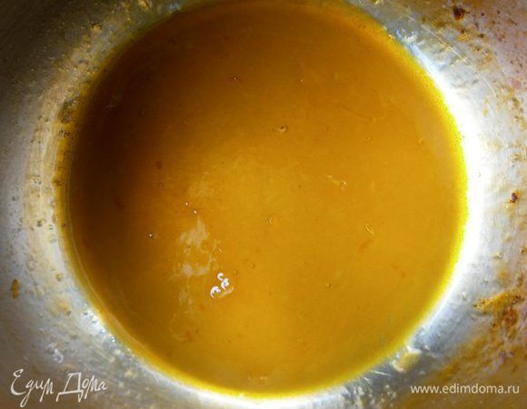 И уварить на медленном огне до загустения. По времени у меня это заняло 15 минут, ровно столько пекутся печеньки.