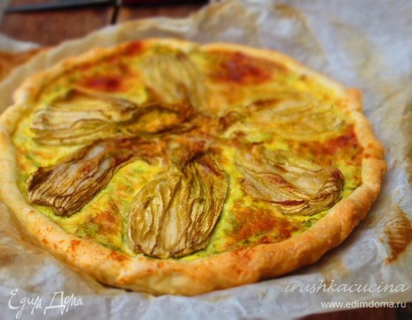 Накрыть форму фольгой и выпекать в разогретой до 180 ° С духовке 45 минут. Снять фольгу, увеличить температуру духовки до 220°С и выпекать 20 минут. Приятного аппетита:))