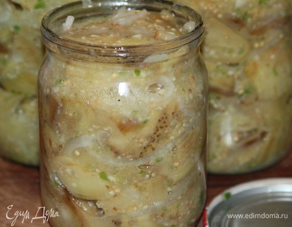 Очень хорошо вымешиваем и раскладываем по баночкам.