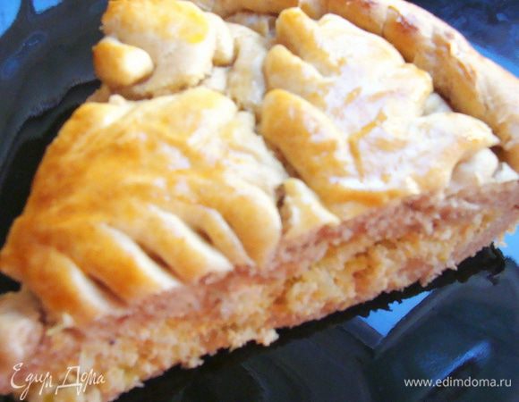 Это пирог на цельнозерновой муке с капустой и сыром).
http://www.edimdoma.ru/retsepty/67942-pirog-iz-tselnozernovoy-muki-s-kapustoy-i-domashnim-syrom