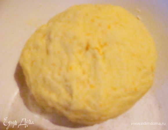 Замесить тесто.