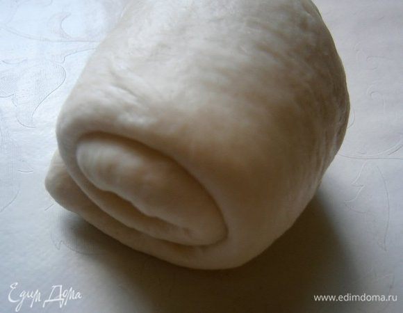 и свернуть рулетом.