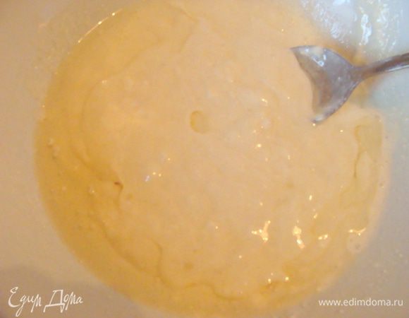 Добавить растительное масло, перемешать.