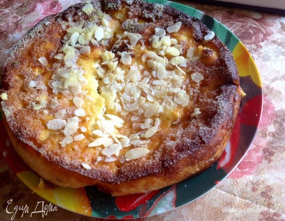 Лучше, конечно же, брать разъемную форму, дабы запеканочка не поломалась, как у меня;(((( к счастью, на вкус это не влияет