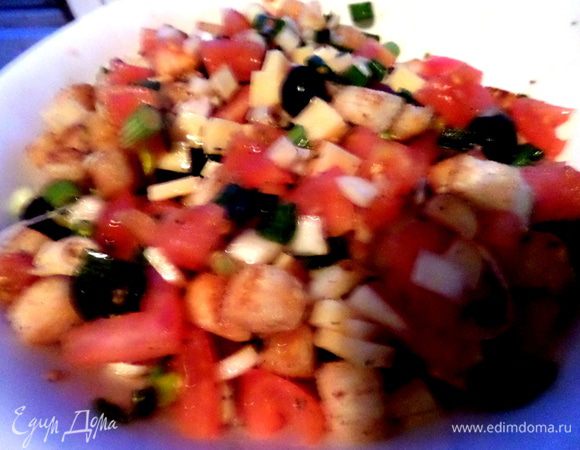 Смешиваем вместе с кубиками хлеба и смотрим,чего бы ещё добавить)))