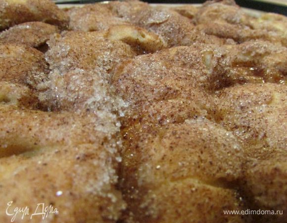 В конце выпечки лепёшка должна быть румяной и сухой на ощупь. 