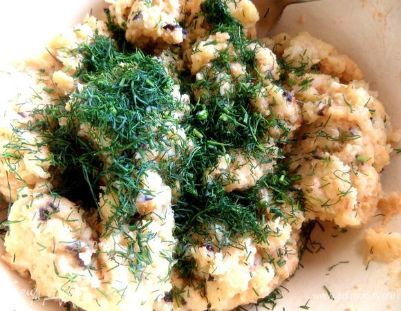 В конце свежий рубленный укропчик!