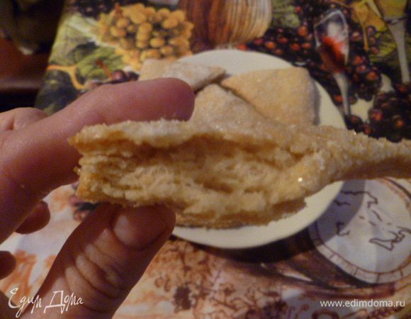 Фото размытое, но слоистость видно.
Это очень вкусно!