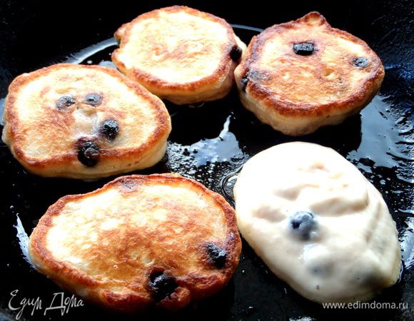 С двух сторон....