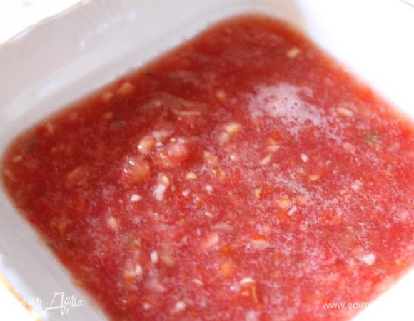 Очень вкусно с аджикой от Натали М, очень рекомендую http://www.edimdoma.ru/retsepty/68212-domashnyaya-adzhika