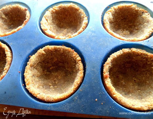 Вот такие вскоре выскочат они из духовки! Сильно не пересушивайте,иначе превратятся в сухари)))