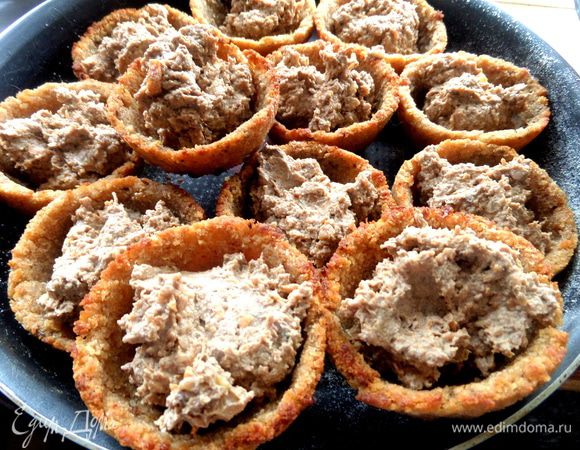 Распределяем по ним начинку...