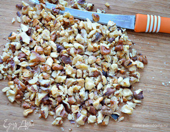 Орехи порубите ...