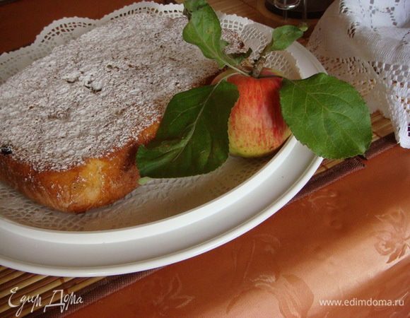 Пирог получился оч. мягким ,нежным.С ПРАЗДНИКОМ!!!
Всем здоровья ,счастья и любви!