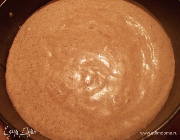 Вылить в форму для запекания и отправить на 17-20 минут в разогретую предварительно духовку 170С.