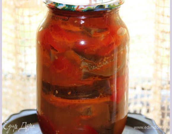 Получится вот такая красота! До зимы все это настоится, подружится и получается вкусно. Хранить не обязательно в холоде, хорошо стоят и в шкафу. Смачного! 