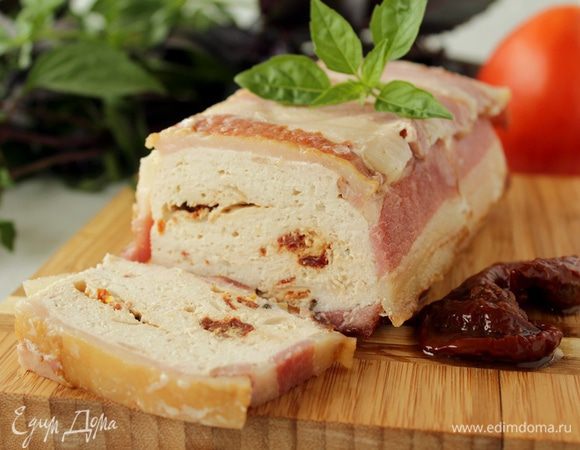 Слить образовавшуюся жидкость . Затем убирать в холодильник на 8-10 часов.  Приятного аппетита!