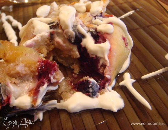 Получилось невероятно вкусно - взрыв вкуса ореха и всего остального сочного))
Приятного Аппетита!!!