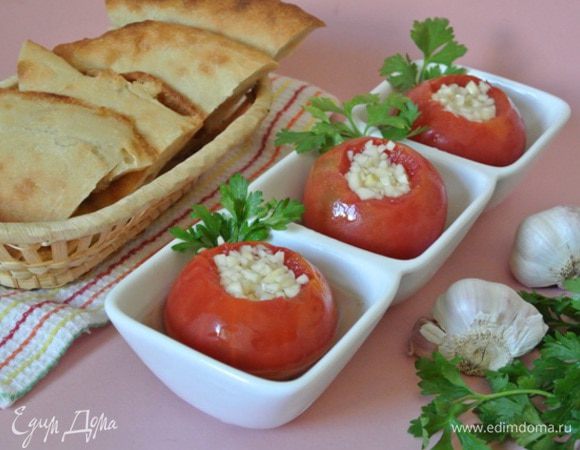 Через день помидоры с острым вкусом готовы!