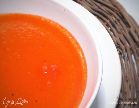 Разливаем по тарелкам. Сверху натираем сыр и наслаждаемся вкусом. 

Приятного аппетита!!!!