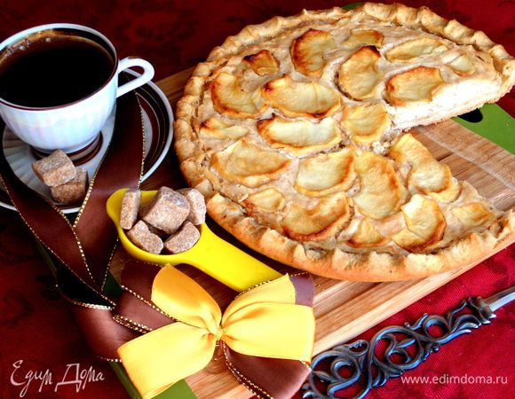 Защипываем края и выпекаем минут 25 при 180*.