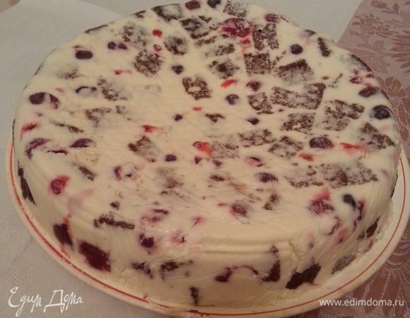 После истечения срока, переворачиваем на тарелку, снимаем пленку и вуаля )