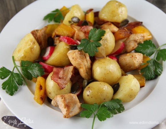 И подаем. Вкусно,витаминно и питательно. Приятного аппетита)