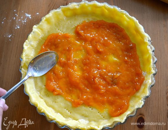 Сверху выложить слой джема! 