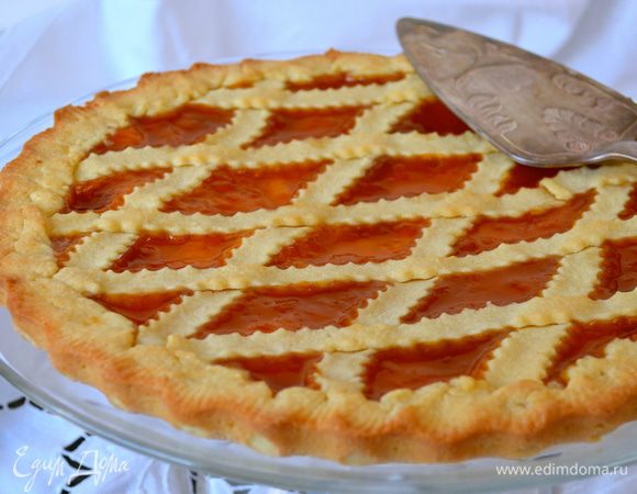 Выпекать кростату 20-25 минут (следить по своей духовке)