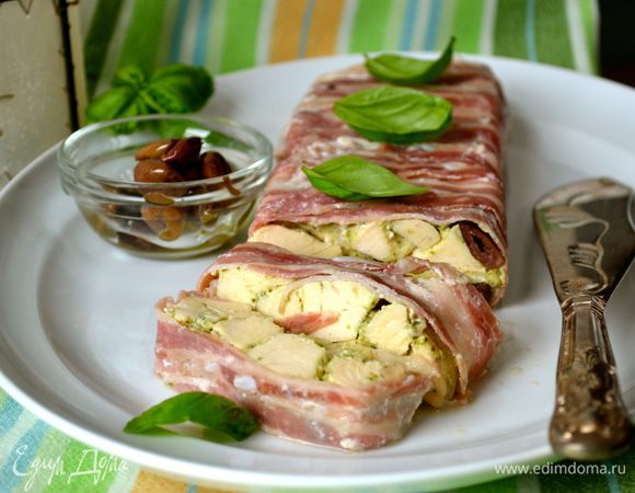 Украсить несколькими листиками базилика и подавать!
ВКУСНО! ;)))