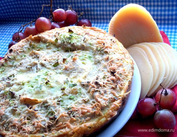 Пирог особенно вкусный на второй день.проверено! Я была в отъезде по делам и получила смс-ку от сына,когда он утром обнаружил пирог...,коротко по-мужски:"Вкусно!")))