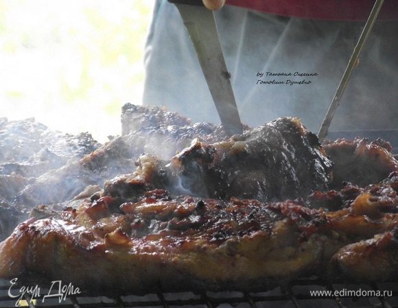 Не забывайте постоянно переворачивать ребра.