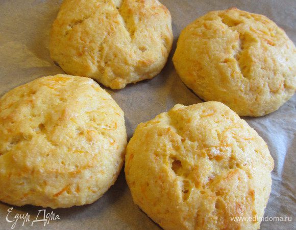 Запекаем их в духовке 180 гр до золотистого цвета (минут 30). 
