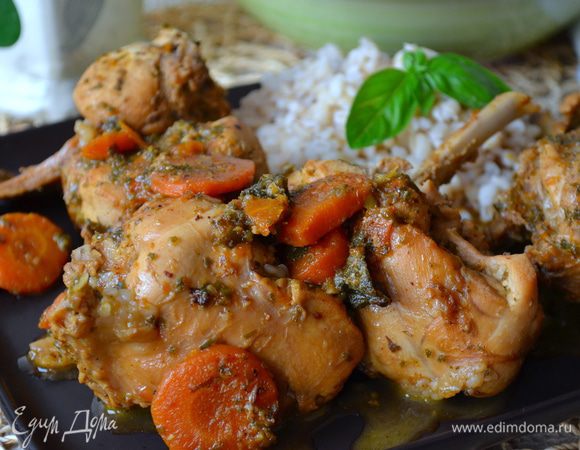 Можно подавать кролика с Вашим любимым гарниром!... (у меня на этот раз перловая крупа) 
Buon appetito!!! )))))