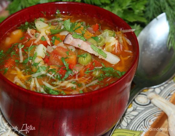 Зелень рубленую добавляем в тарелку. Смачного!