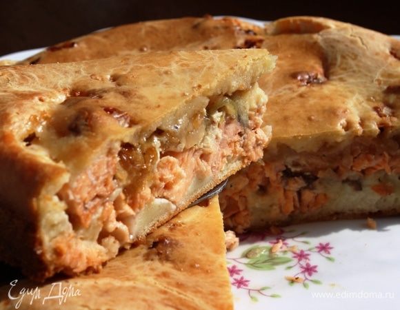 А вот и разрез. Угощайтесь! Приятного аппетита!