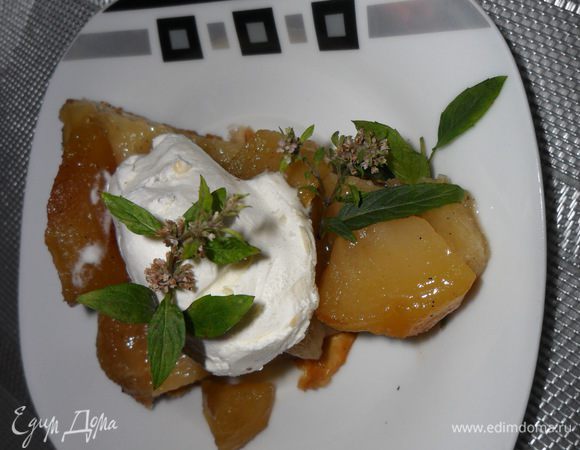 Подавать теплым с мороженым. Приятного.!!!