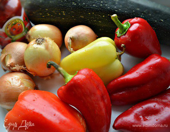 Подготовить, помыть овощи.