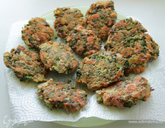 Выложить на салфетку.