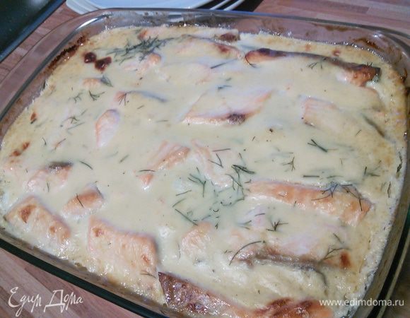 Запекать в разогретой до 175°духовке 30 мин, мне понадобилось около 45 мин, до образования  золотистой корочки. 