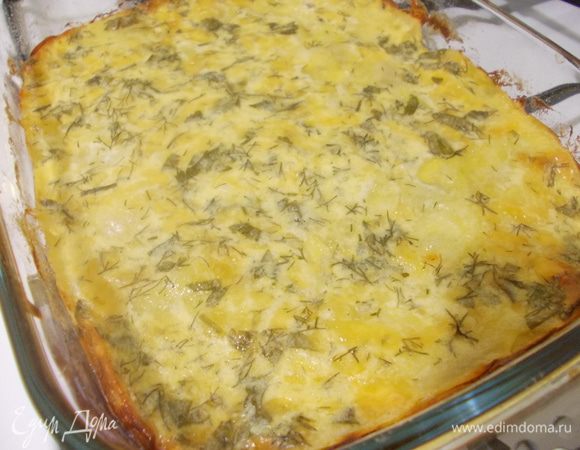 Ставим в духовку накрыв фольгой. Выпекаем 30-40 минут. На последние 10 минут снимаем фольгу, что бы образовалась красивая золотистая корочка. Приятного аппетита.