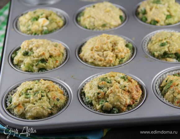 Очень вкусно и в теплом и в холодном виде. Можно с чаем на завтрак, можно в качестве перекуса, можно на них намазать сливочное масло или сыр. Приятного аппетита))