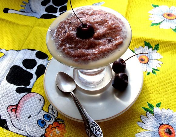 Полить мусс пудингом (я решила не закрывать для фото!) и подавать,когда хочется сладенького)))