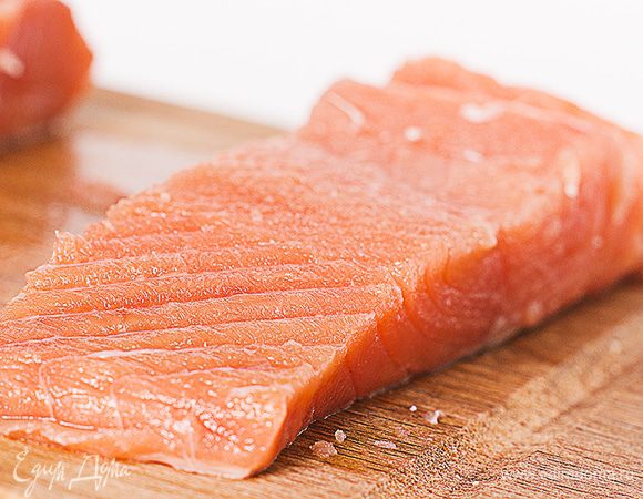 Филе режим на порционные кусочки (у меня их получилось 5 штук).