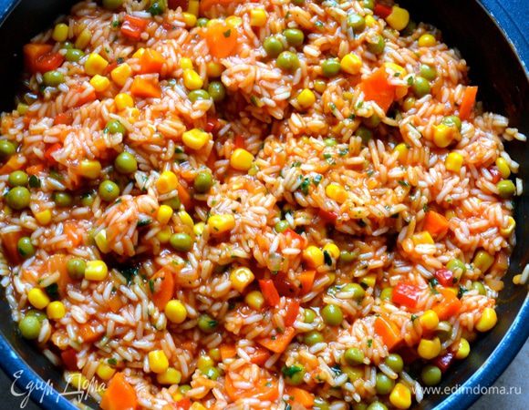 За 2 минуты до готовности добавить порубленную кинзу (у меня петрушка). 