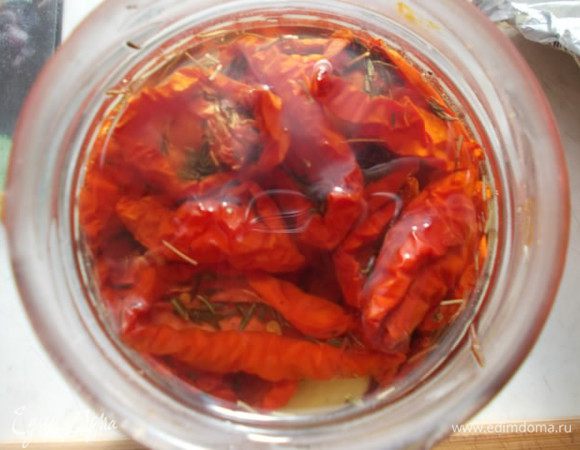 Вот такие у меня помидорки с тимьяном, к рыбке идеально подходят, если нет таких, то можно отдельно добавить щепотку тимьяна.