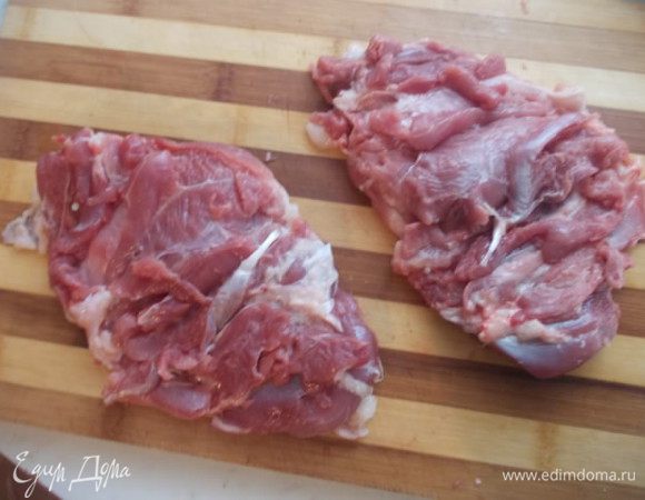 Получится две вот такие тушки мяса.