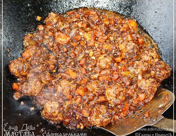 А зажарка – заправка уже готова.