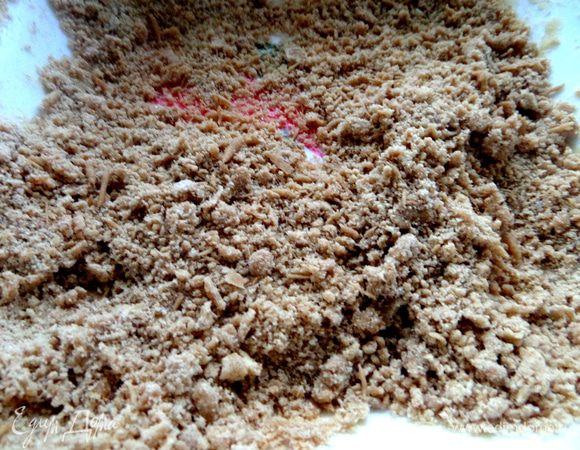 Для крошки всё перетираем руками. Обычно готовлю "на глаз",но тут замерила!